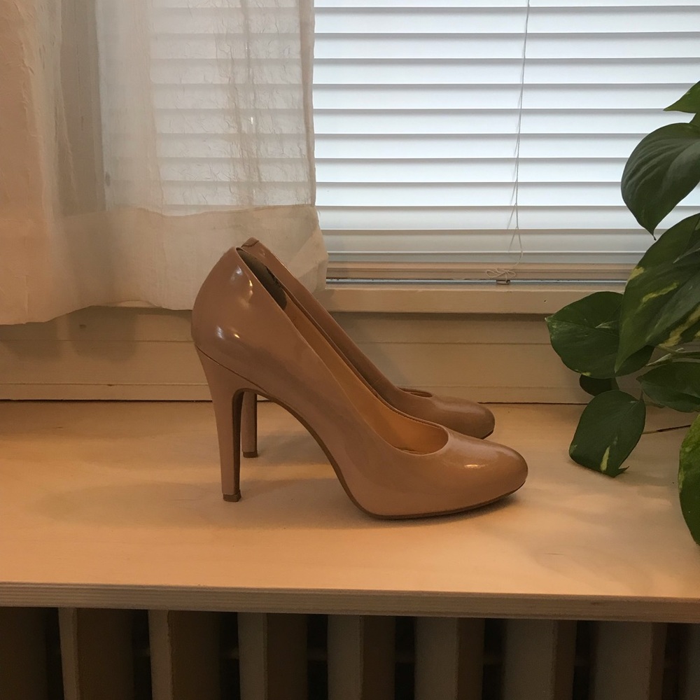 Jessica Simpson Patent Nude Pumps